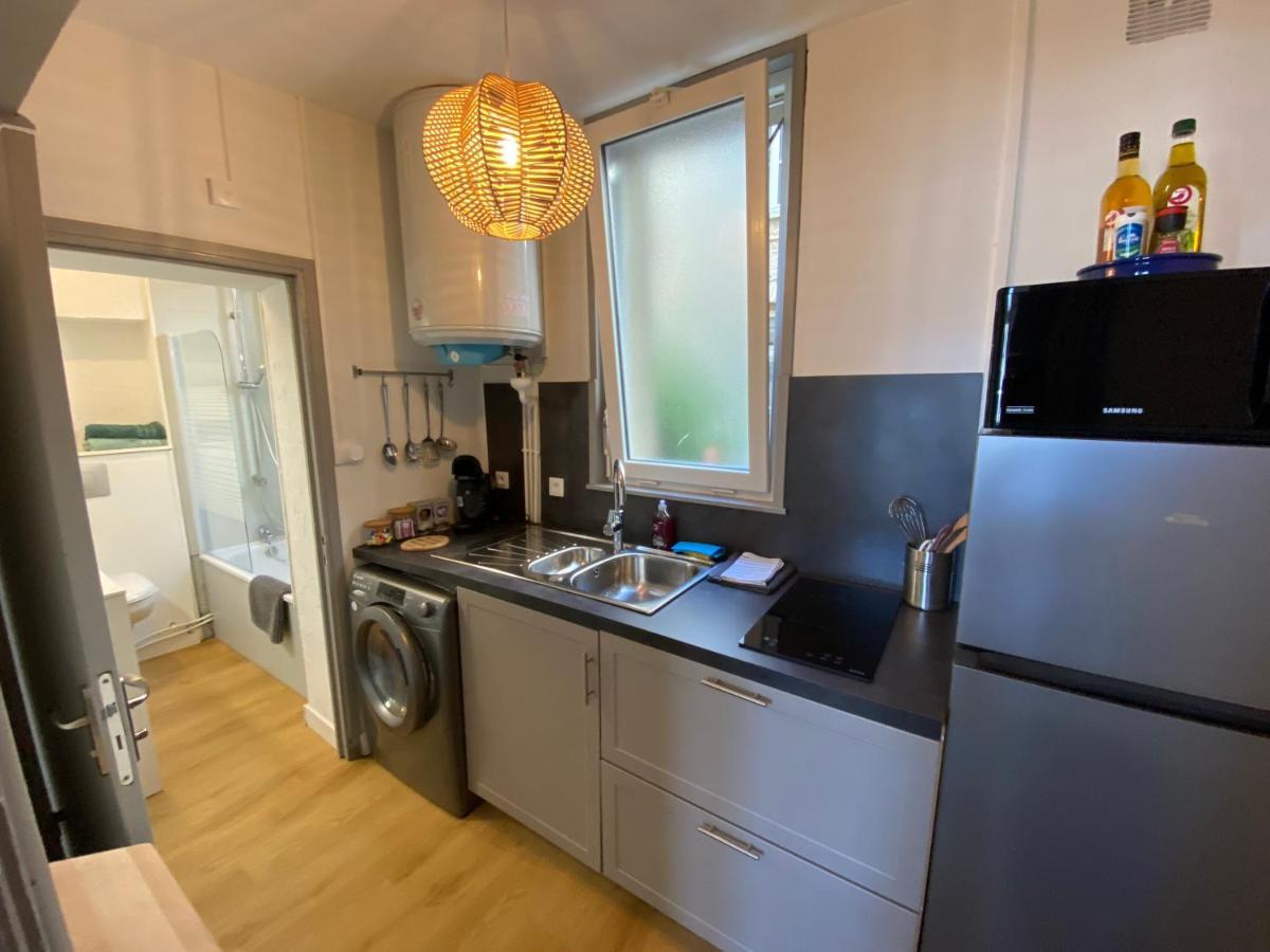Studio Papillon En Plein Coeur De Ville Saint-Omer  Extérieur photo